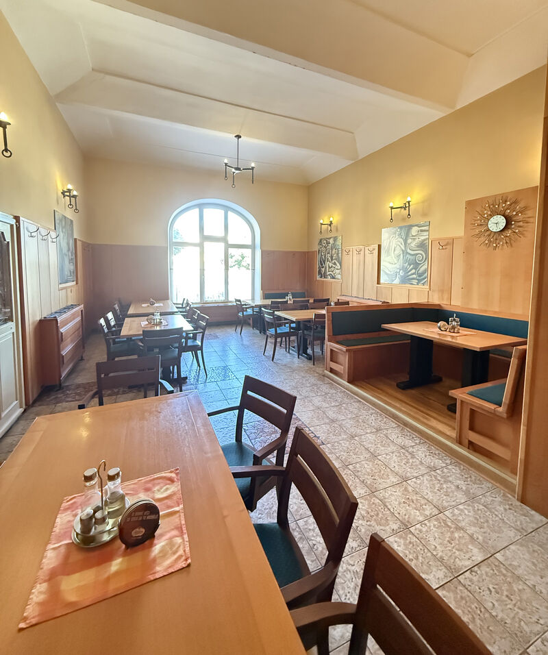 Jídelna hotelu Morava