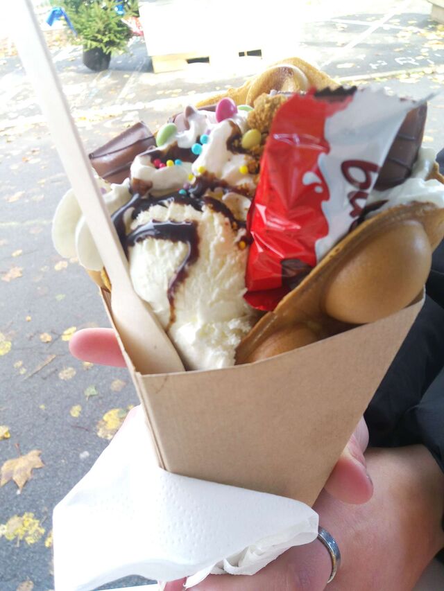 Bubble Waffle Kinder Bueno