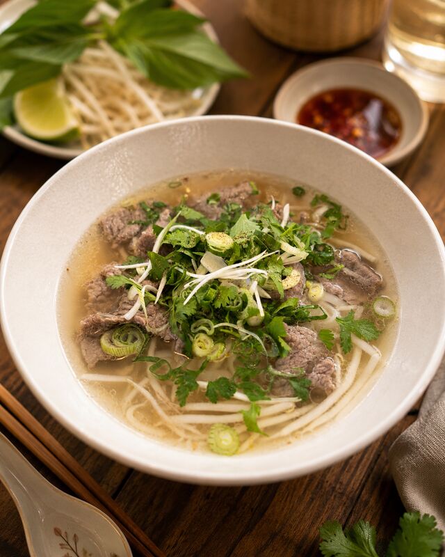 Pho Nudelsuppe mit Rind (Nr. 40)