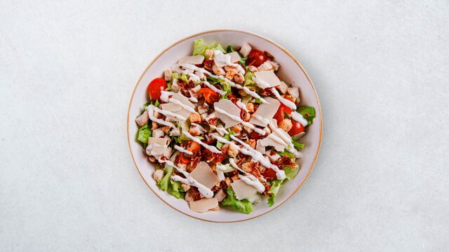 Cezar salata s piletinom