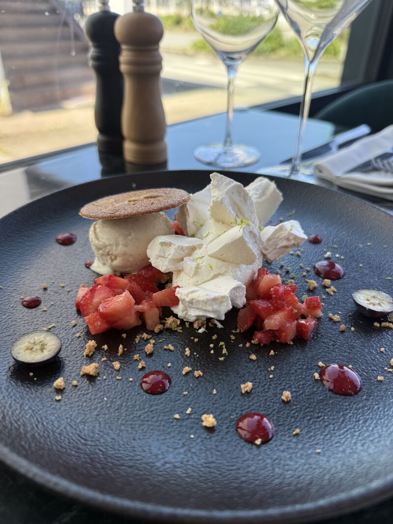 Pavlova aux fraises 