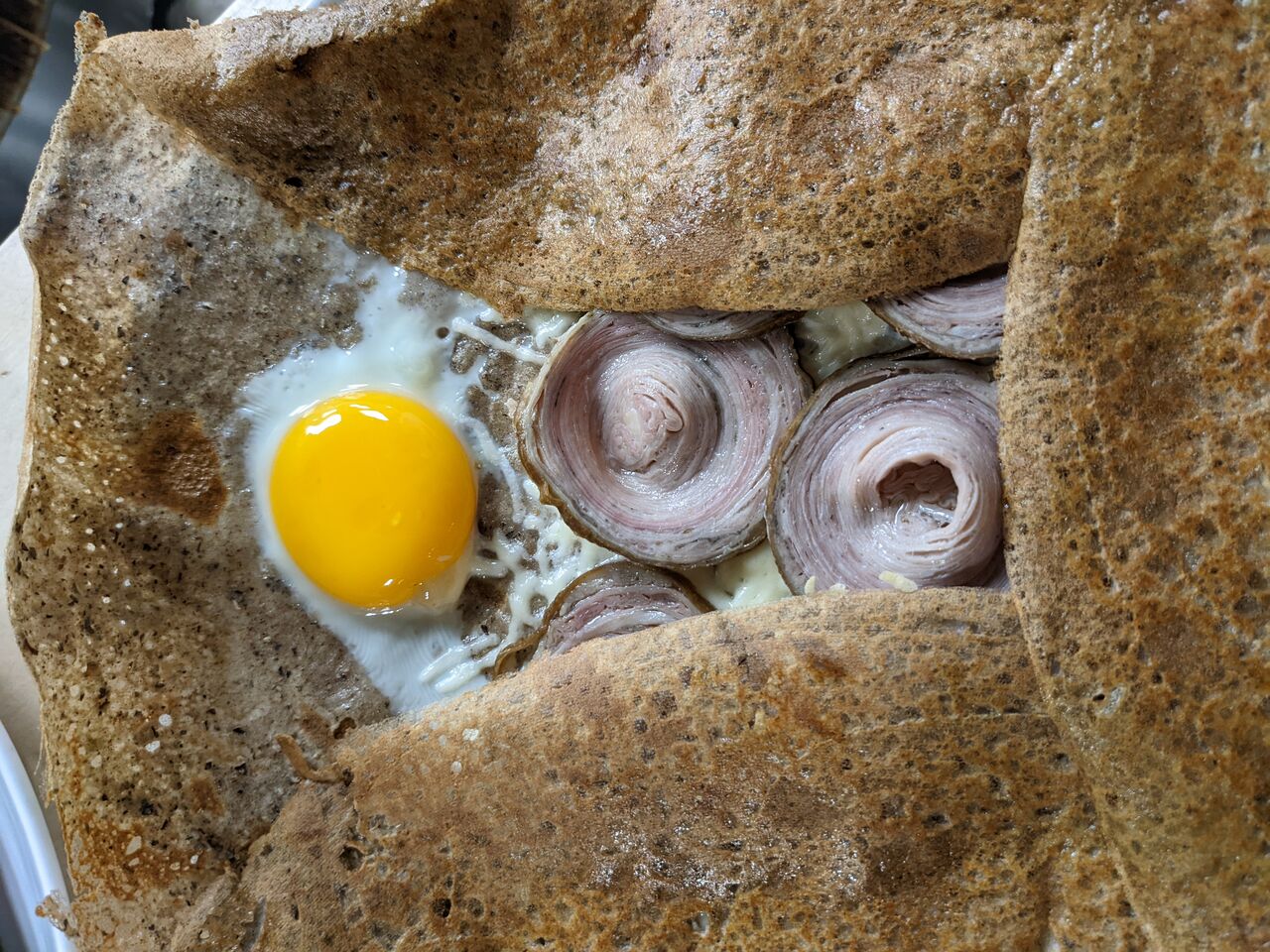 La complète GUEMENE
Andouille originaire de Guémené-sur-Scorff (Morbihan)