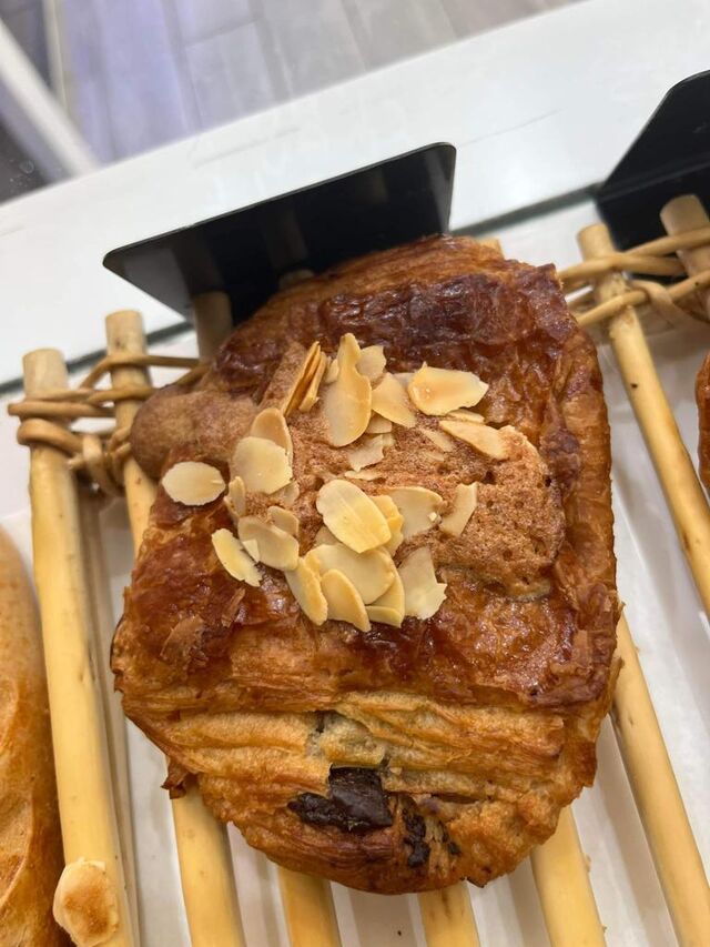 Croissants aux amandes