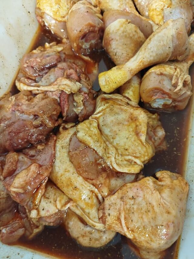 Pilons et haut de cuisse de poulet mariné 