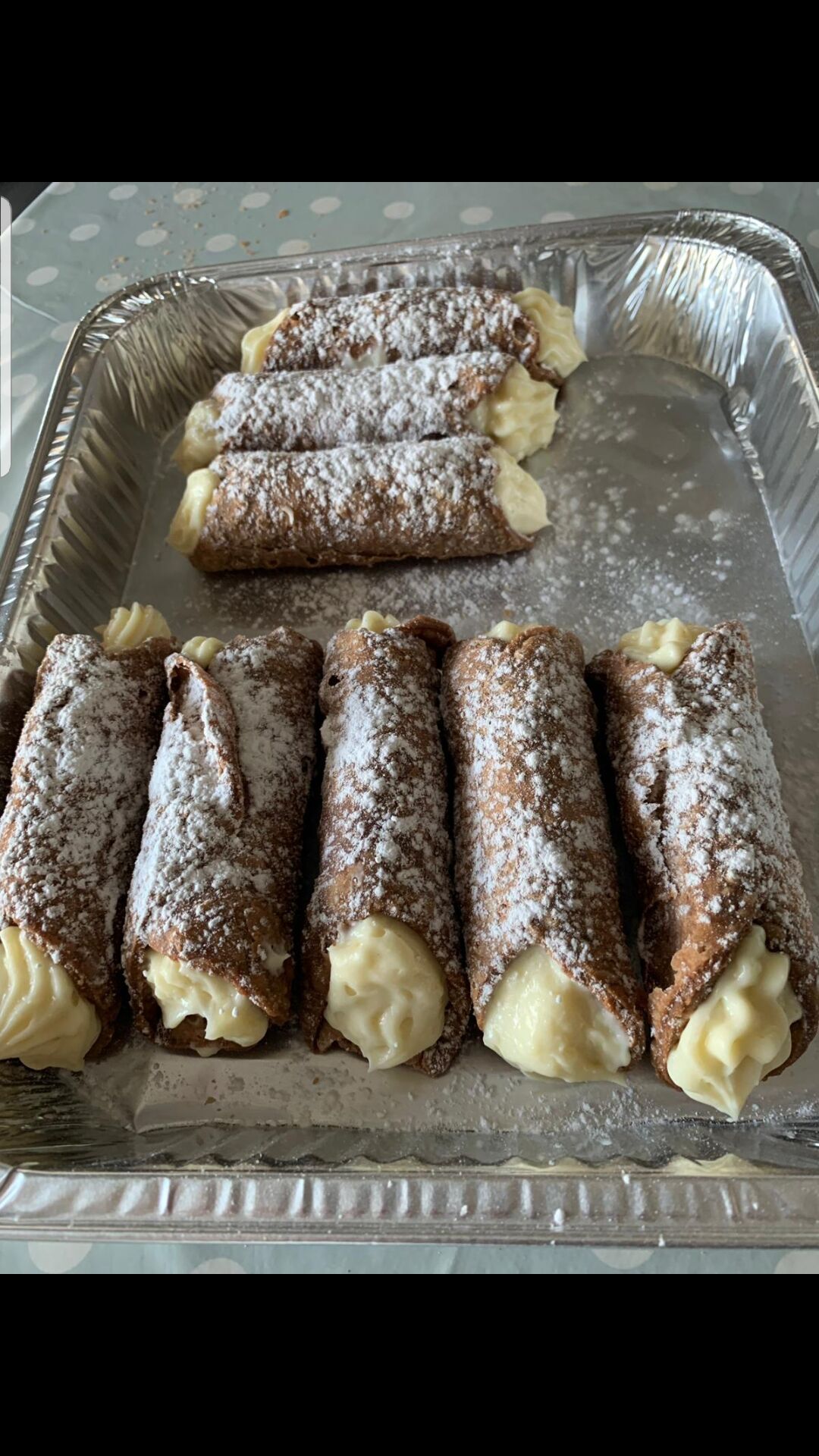 CANNOLI