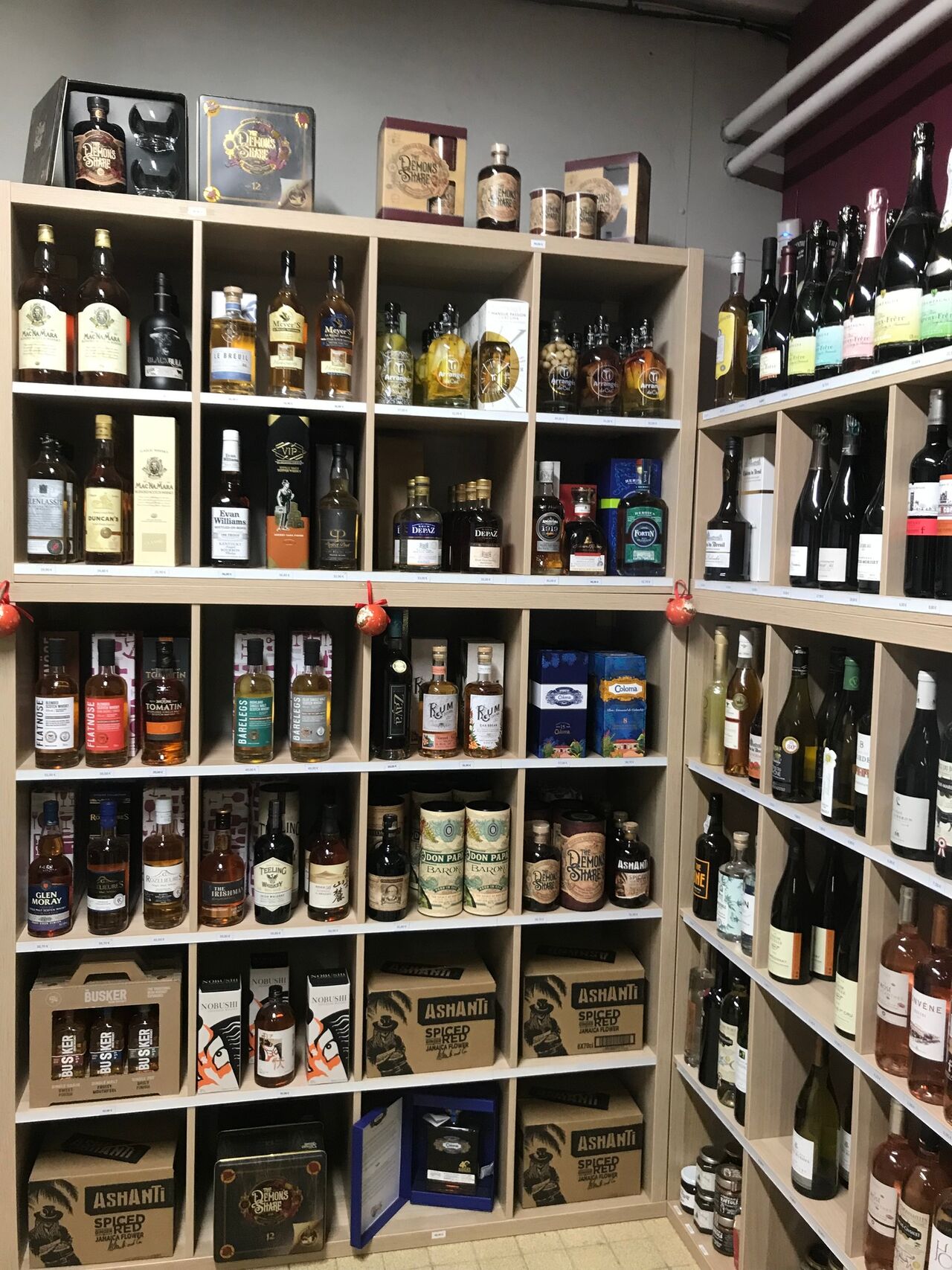 Votre caviste Festi’Boissons a bien une idée cadeau pour vous ! 