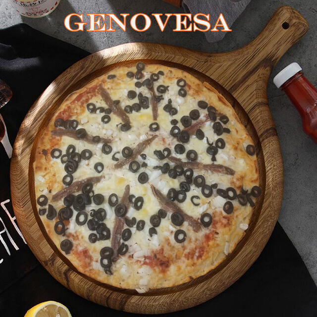 Tomate Base, Queso, Anchoas, Cebolla y Aceitunas Negras.