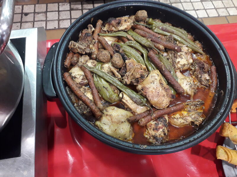 Agneau, poulet , boulettes et merguez