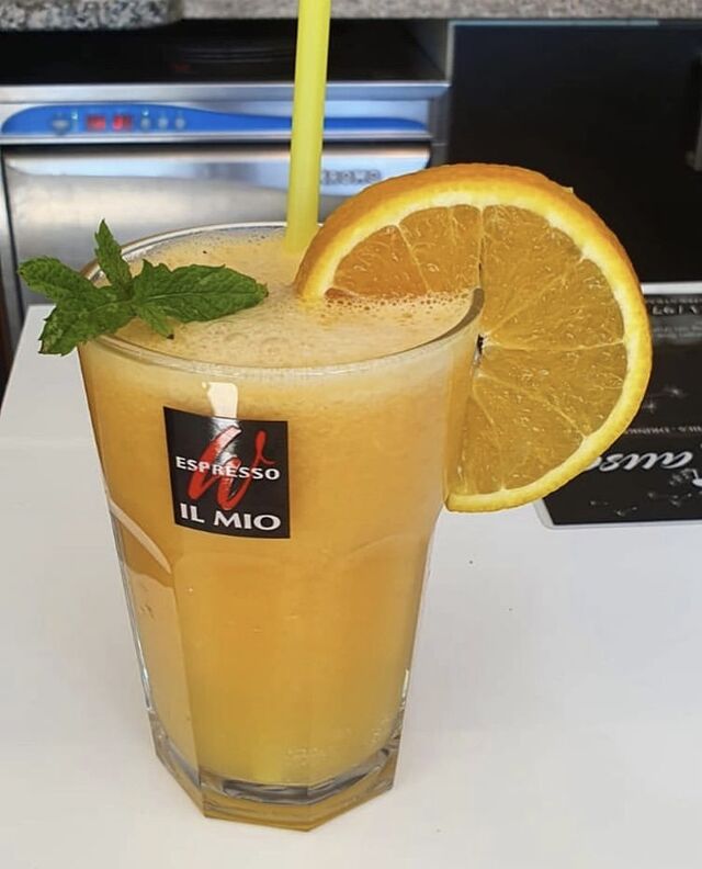 Frisch gepresster Orangensaft