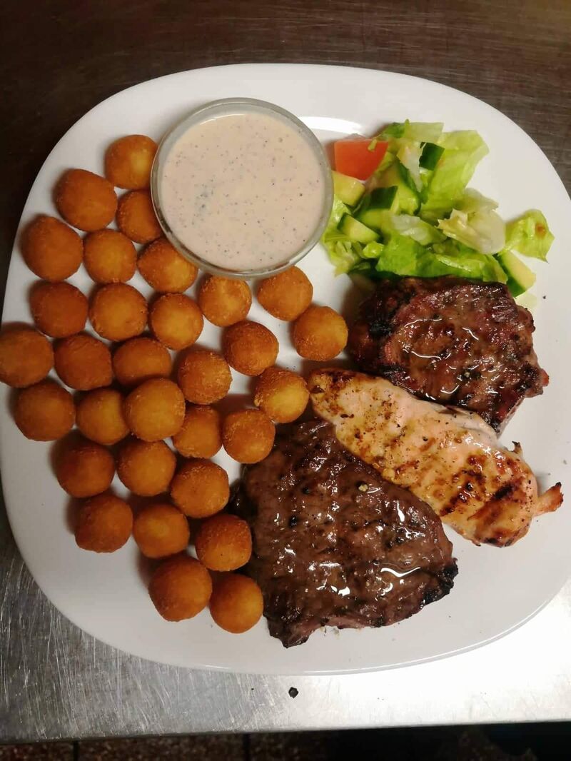 Neptunův trojzubec s krokety