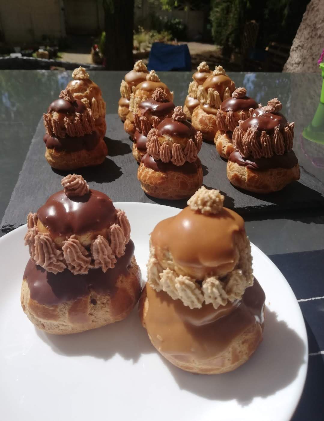 Religieuse au chocolat ou au café
