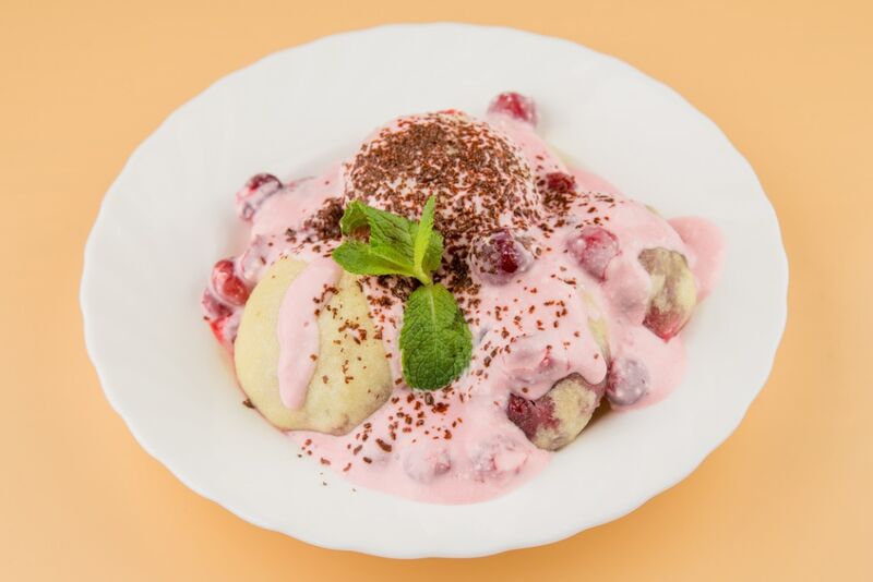 Gałuszki z wiśnią i czekoladą