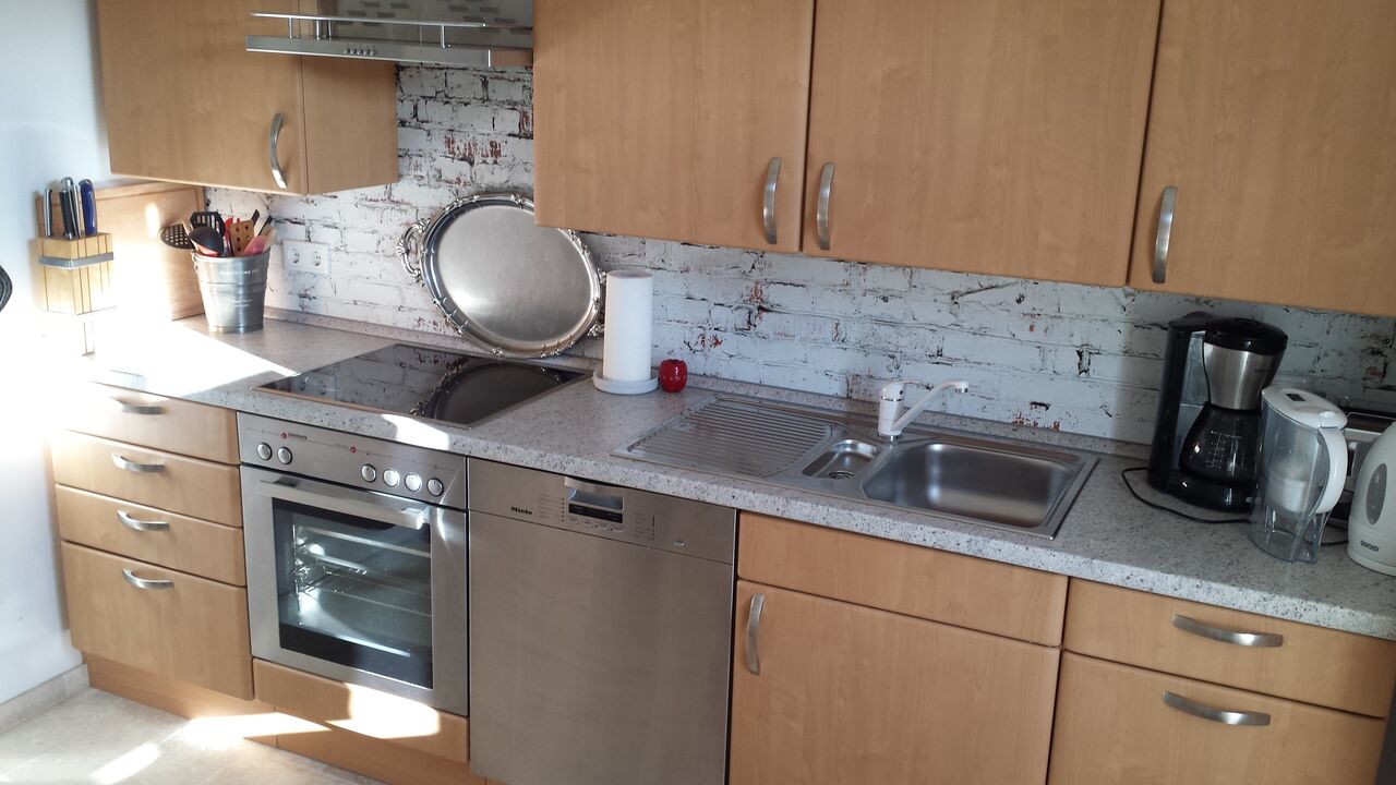 Voll ausgestattete Küche