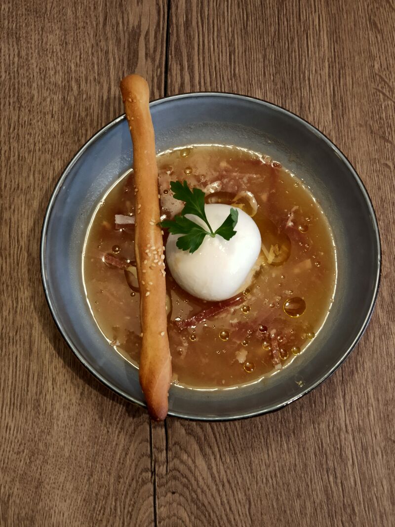 gaspacho tomate ananas burrata jambon cru gressin