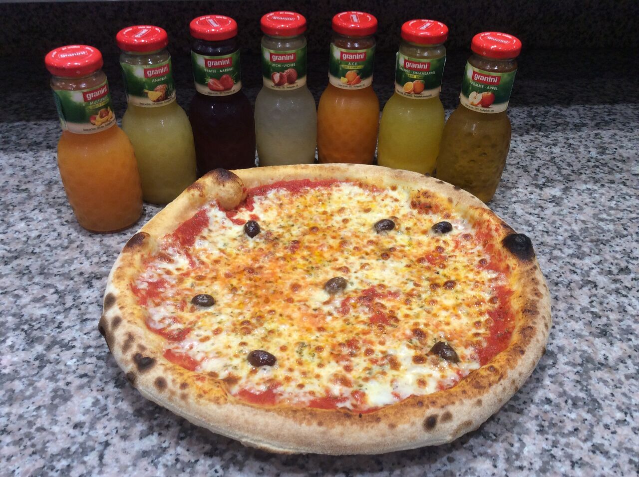 Pizza Marguerite + Granini