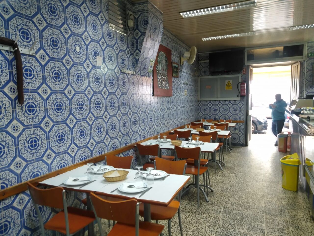 As nossas portas estão sempre abertas para si.