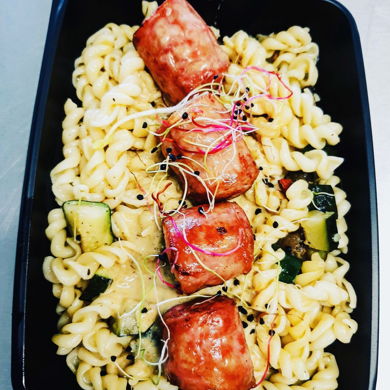 Saucisse de Toulouse avec ses torti et légumes 