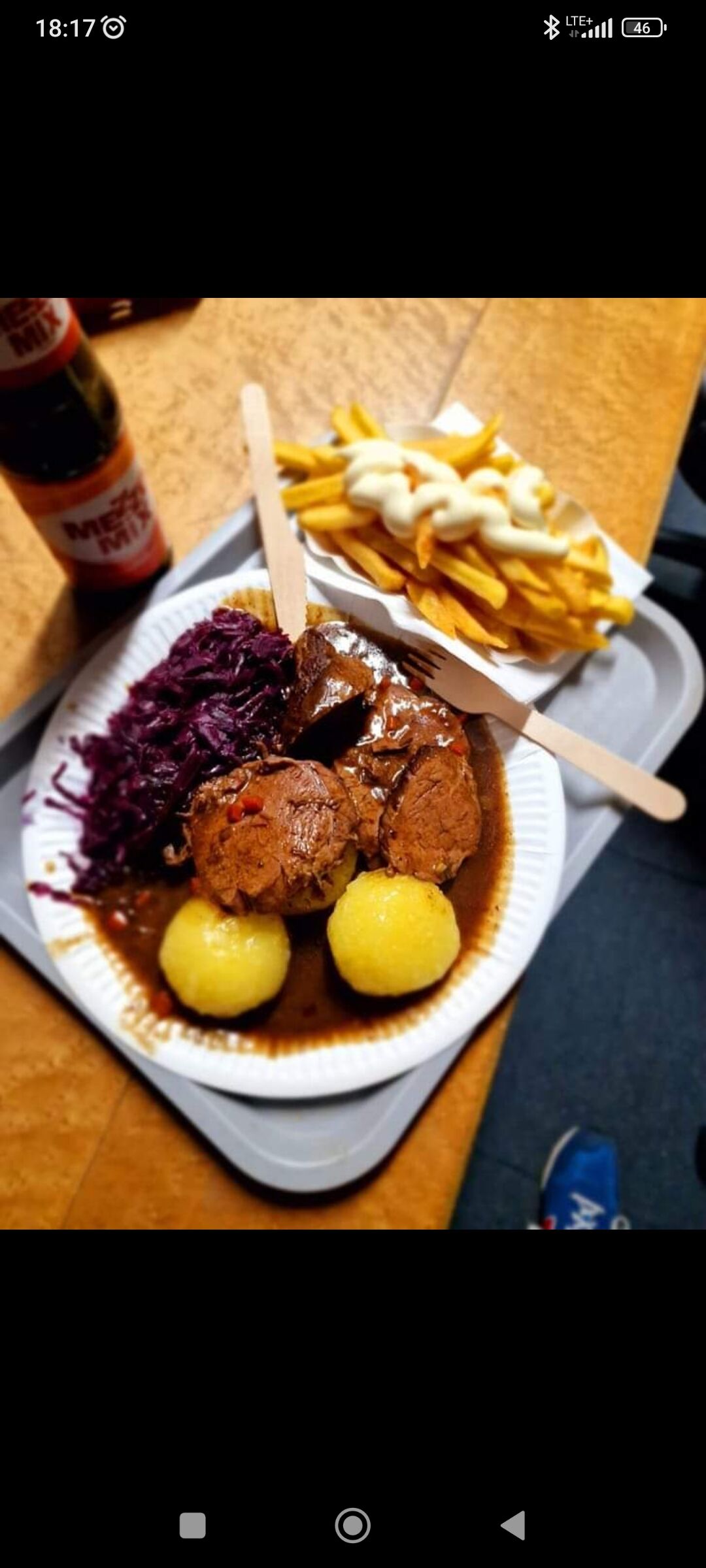 Lecker ,frisch auf dem Tisch 