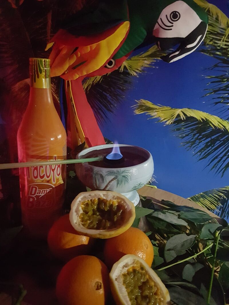 DIOSES DE FUEGO: para 1 persona.
Ron negro.