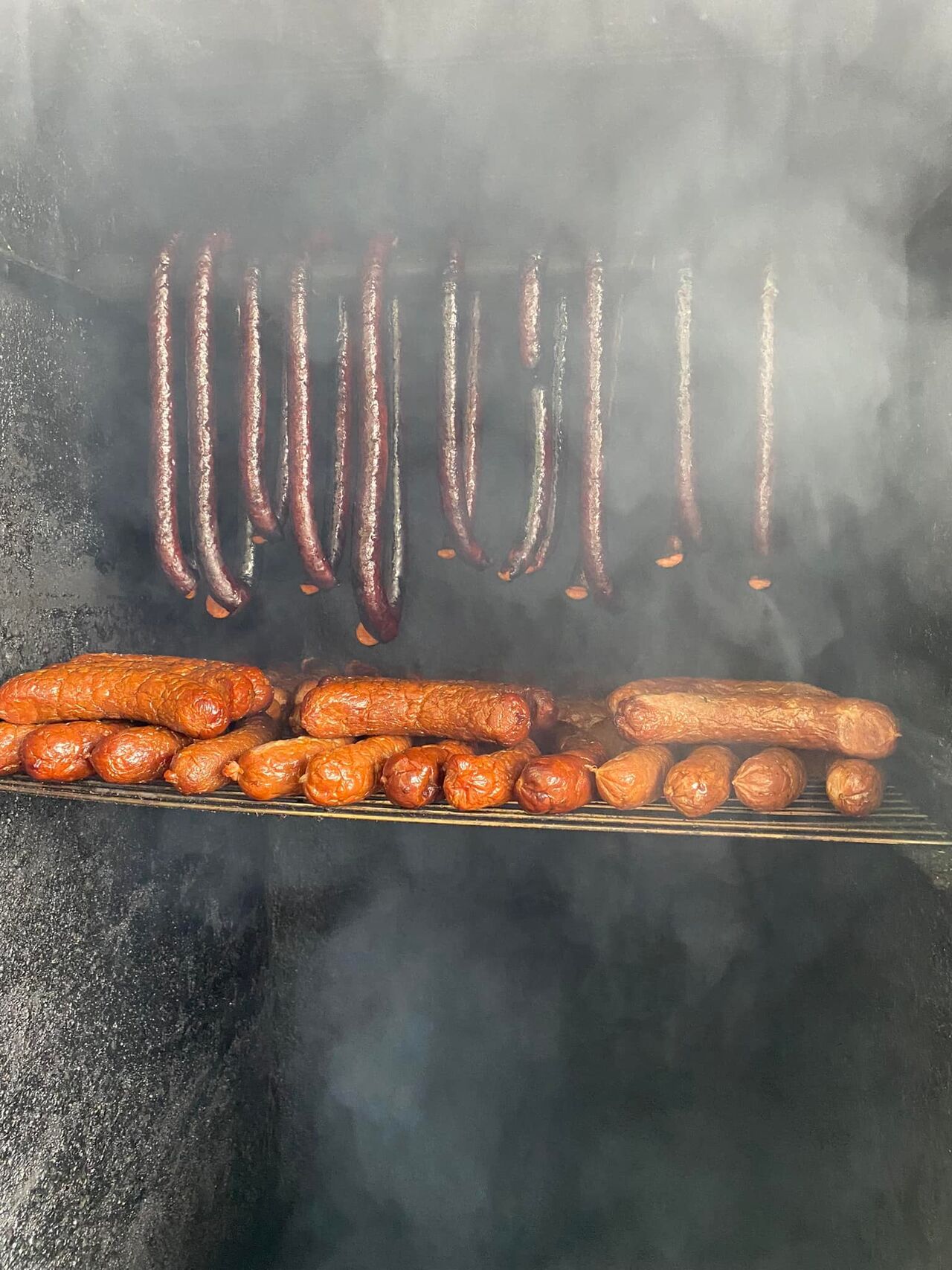 Gril a udírna v provozu o víkendech