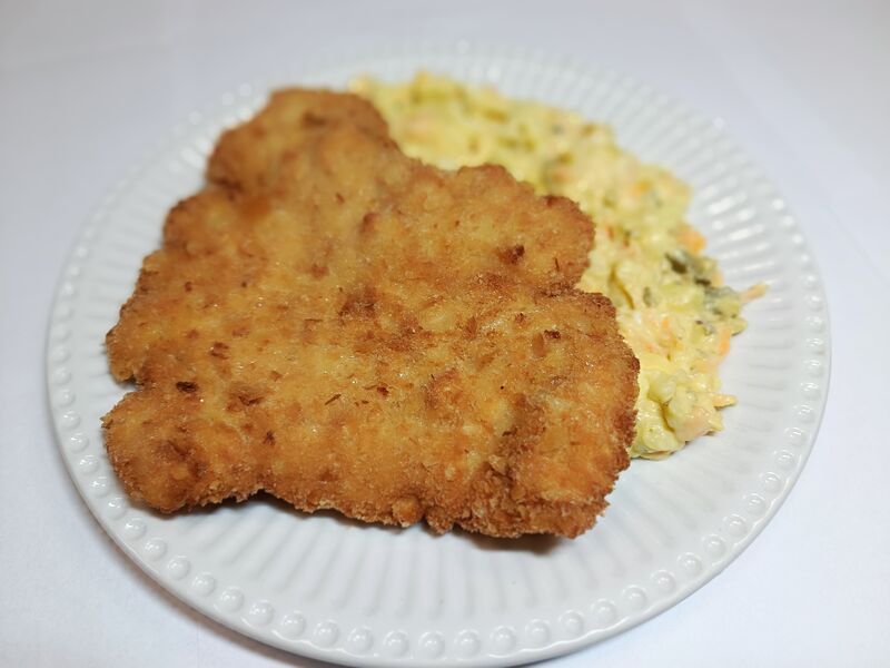 řízek a náš rodinný bramborový salát