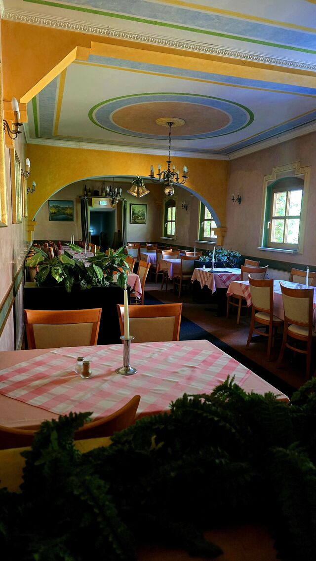 Saal im ersten Obergschoss