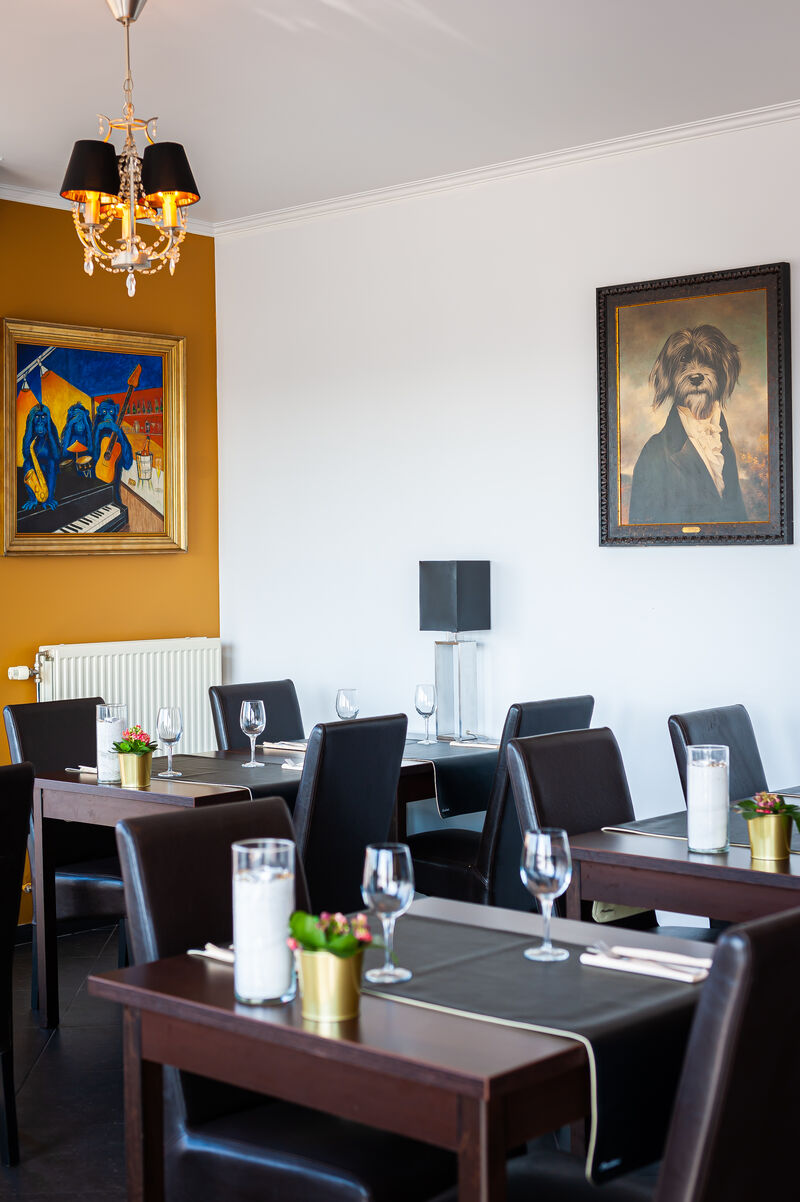 Bistro Ivan verwelkomt zijn gasten in een gezellig kader en laat ze culinair genieten van een eerlijke keuken.