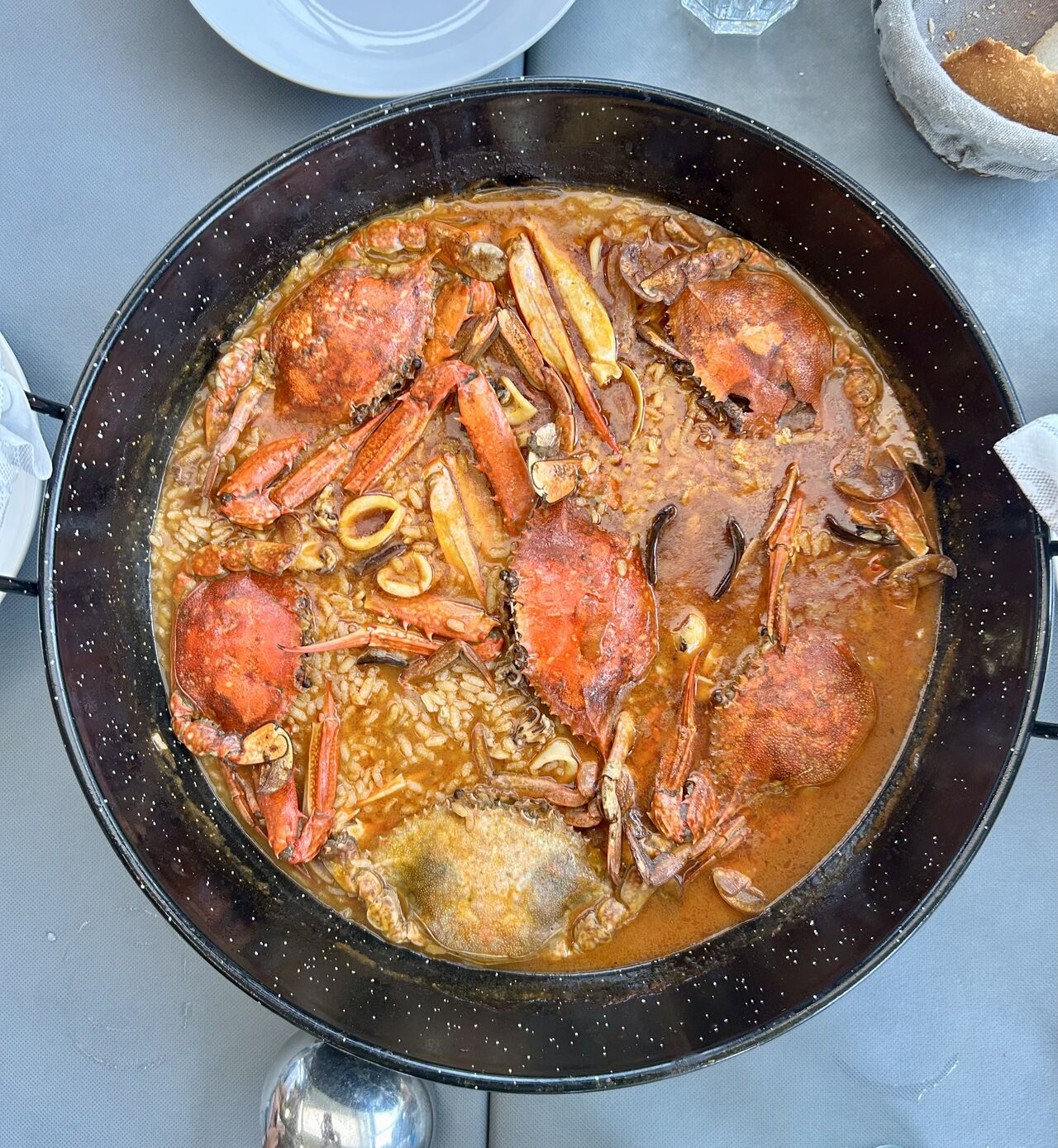 Arroz meloso de cangrejo azul