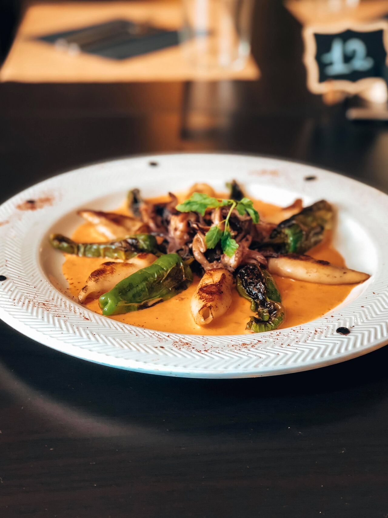 Calamars sautés à la crème de chorizo