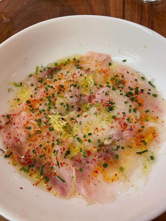CARPACCIO DE POISSON ET PIMENT D'ESPELETTE
