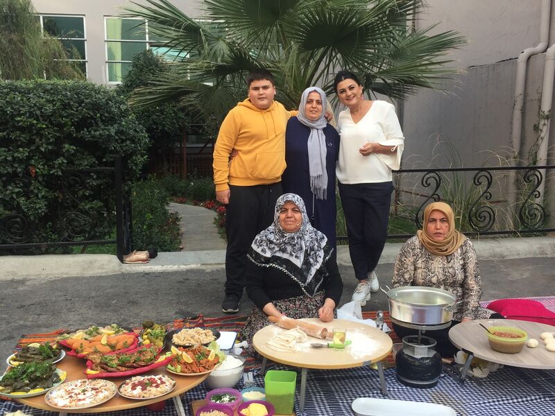 Show tv Zahide yetişle programından Elif Korkmazel