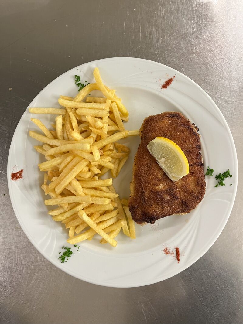 Cordon Bleu mit Pommes