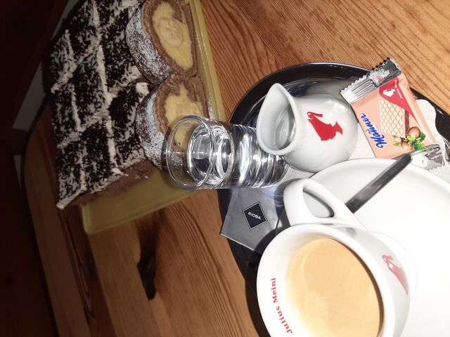 Selbstgemachte Mehlspeißen 