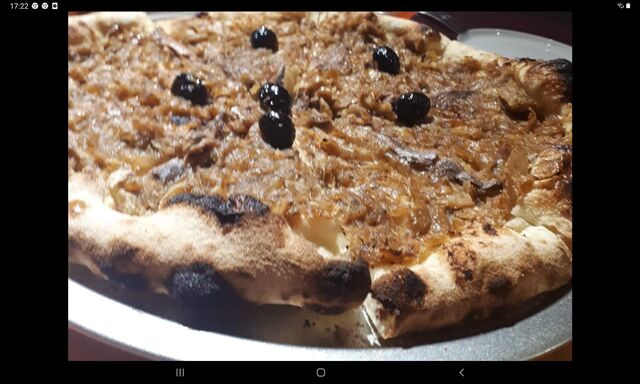 LA PISSALADIERE oignons, olives, anchois, herbes de Provence, huile d'olive vierge