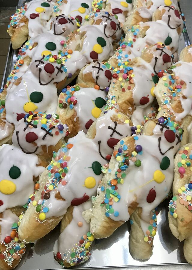 #8 Clowns aus Hefeteig