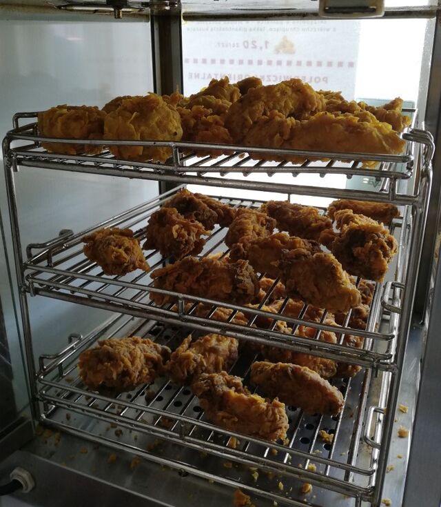 nuggetsy, skrzydełka, polędwiczki