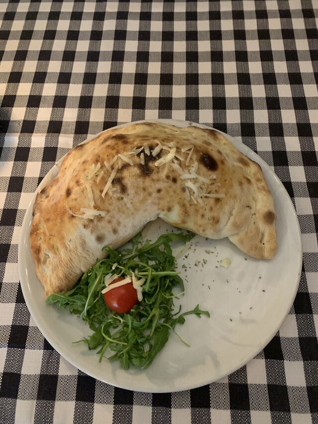 Pizza Calzone