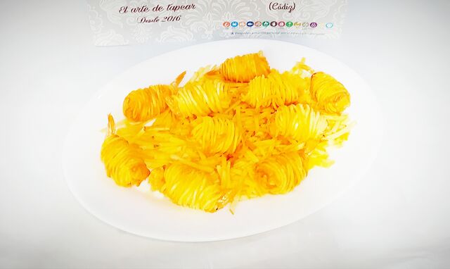 Crujientes de langostinos y patatas