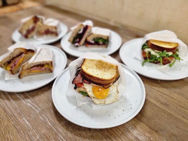 CHLEBWIČE A ZAPEČENÝ CHLEBANI