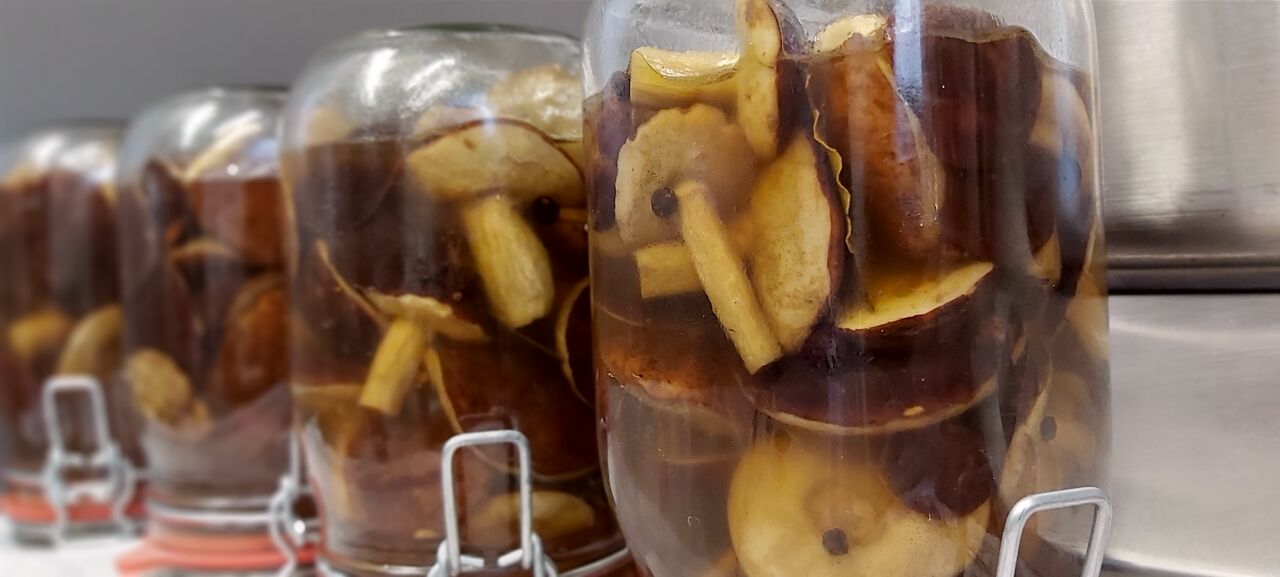 eingelegte Maronen für unser Silvester Menü 2019/2020