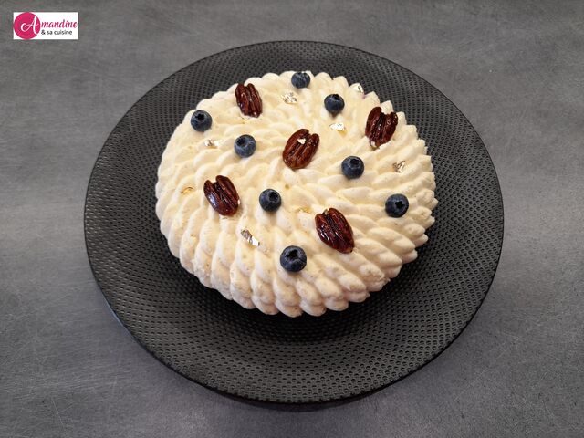 Entremet québécois (6 pers) : une recette que j'ai créée pour mon mari. Noix de Pécan, myrtilles, sirop d'érable, vanille