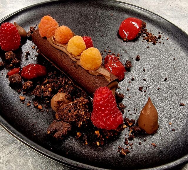 -LE CHOCOLAT
En déclinaison, framboises de couleurs