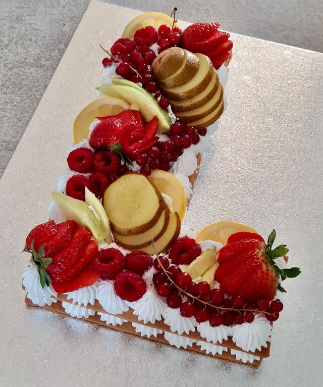 LETTER CAKE