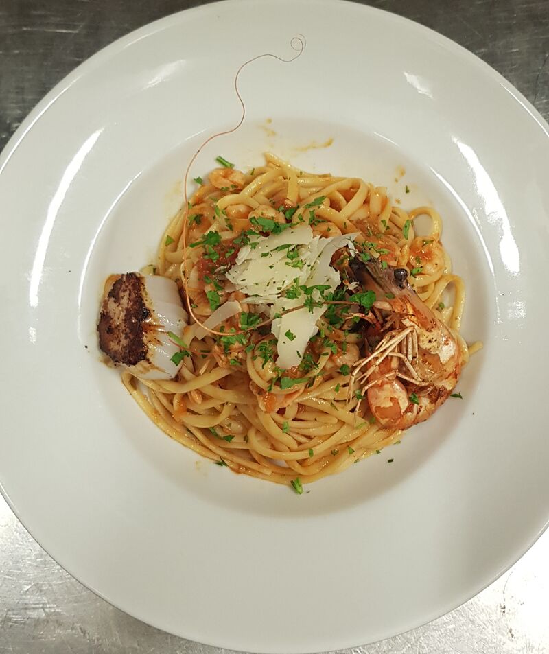 Linguine sautées aux fruits de mèr 