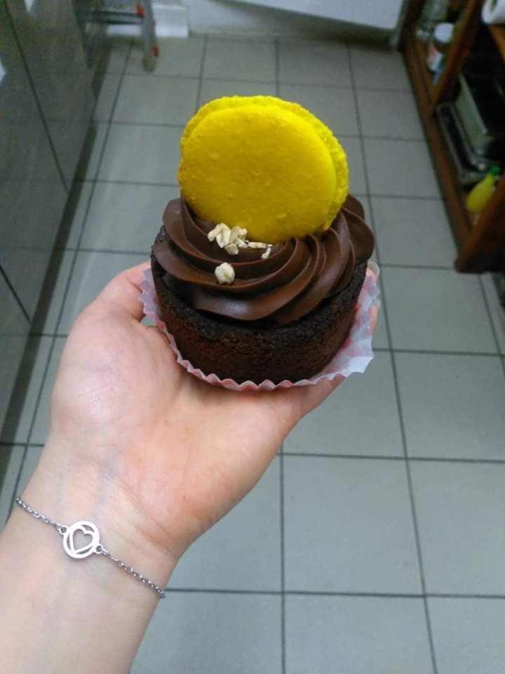 Brownies/ganache/macaron