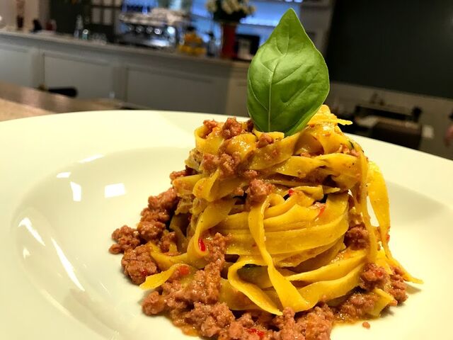 Tagliatelle al ragù bianco 