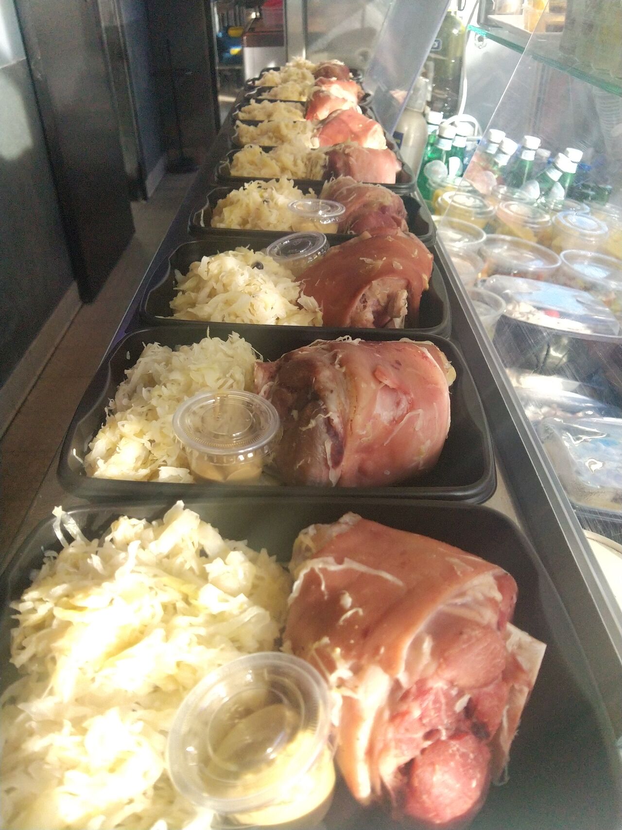 JARRET DE PORC BRAISE CHOUX FACON CHOUCROUTE