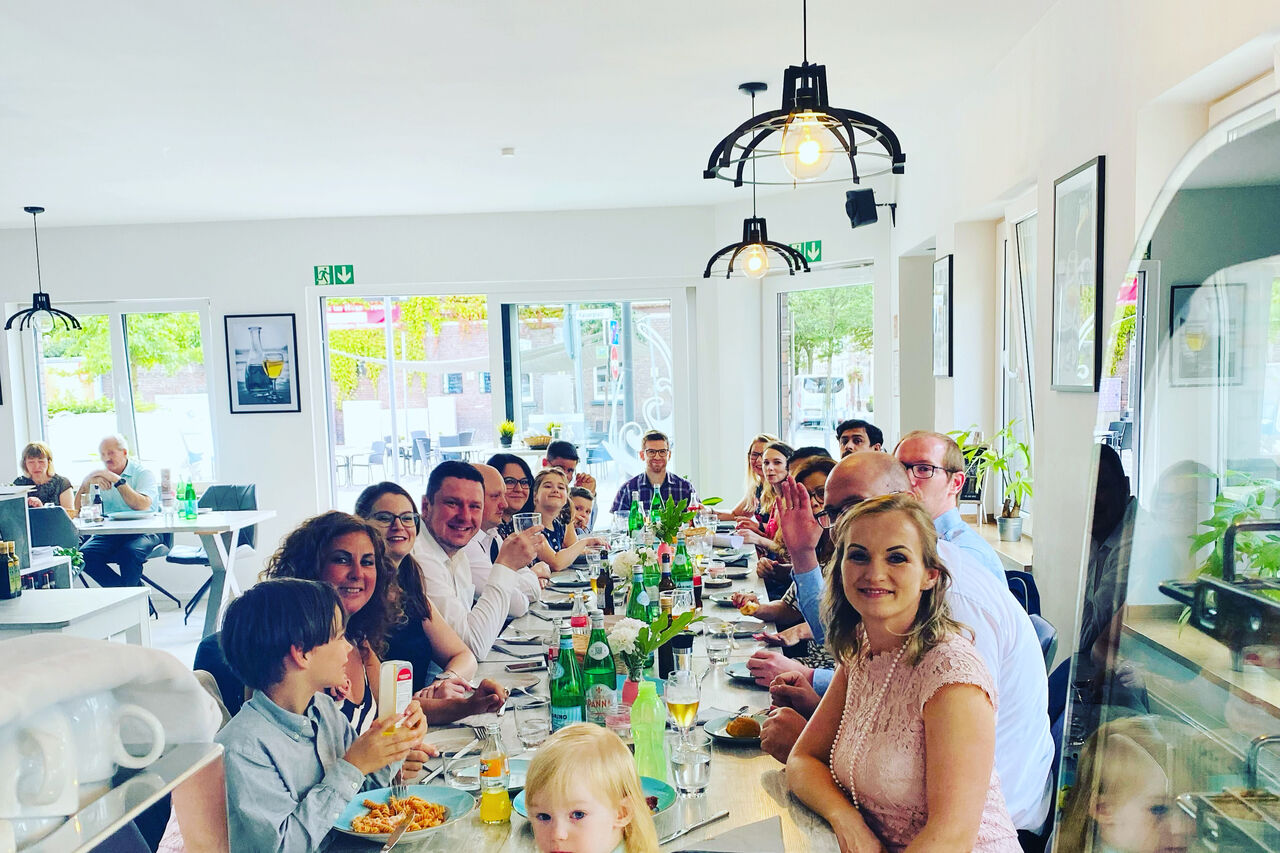 Feierlichkeiten in der Vinosteria