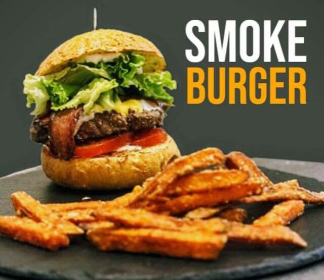 Smoke burger e patate americane