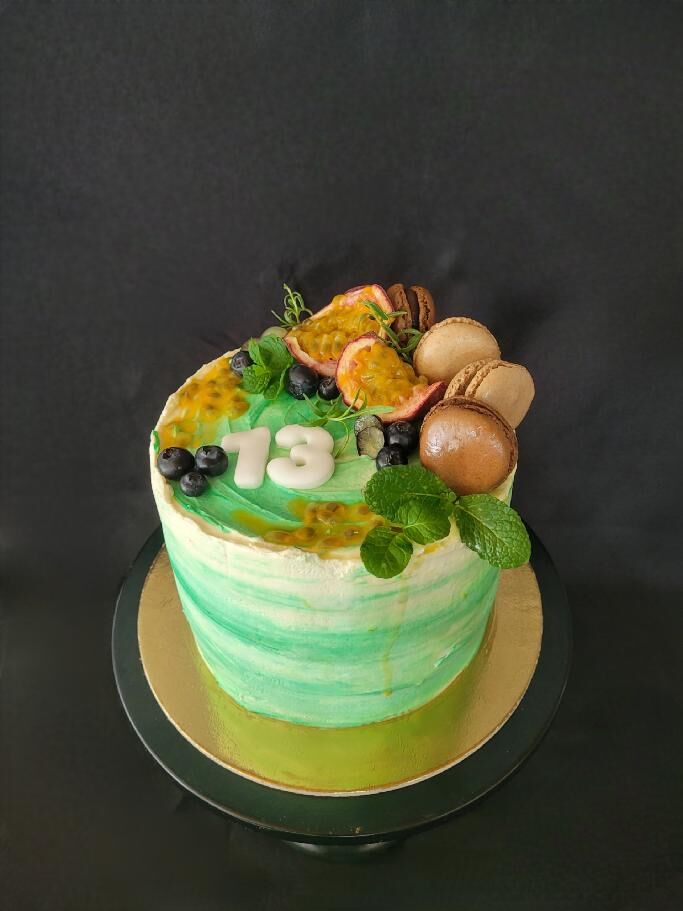 Limetkovo - mangový dort